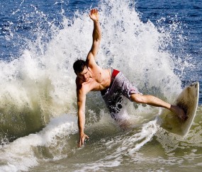 官方娱乐平台-从红土到绿茵场，一场连败，一场压力，一场无硝烟的战争，红土绿茵的战争与泥沼