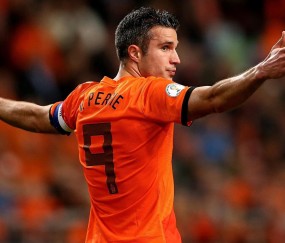 kaiyun官方-不朽的竞技之火，从德罗巴的绿茵风暴到SKT的电竞铁幕，跨越时空的竞技场，从绿茵战魂到电竞王朝的不灭之火